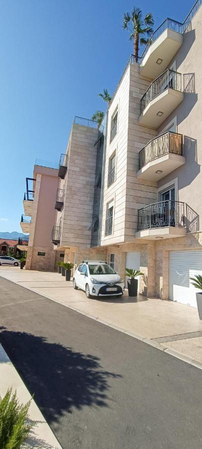 Eden Apartments 티바트 외부 사진