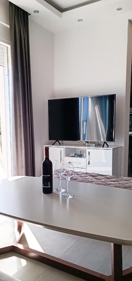 Eden Apartments 티바트 외부 사진