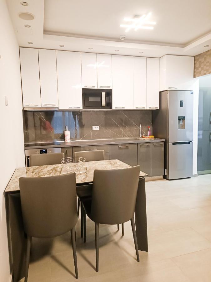 Eden Apartments 티바트 외부 사진