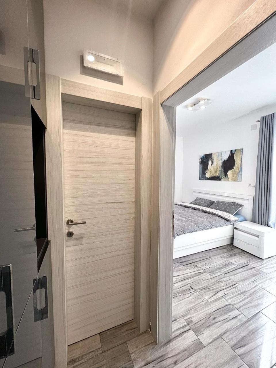 Eden Apartments 티바트 객실 사진