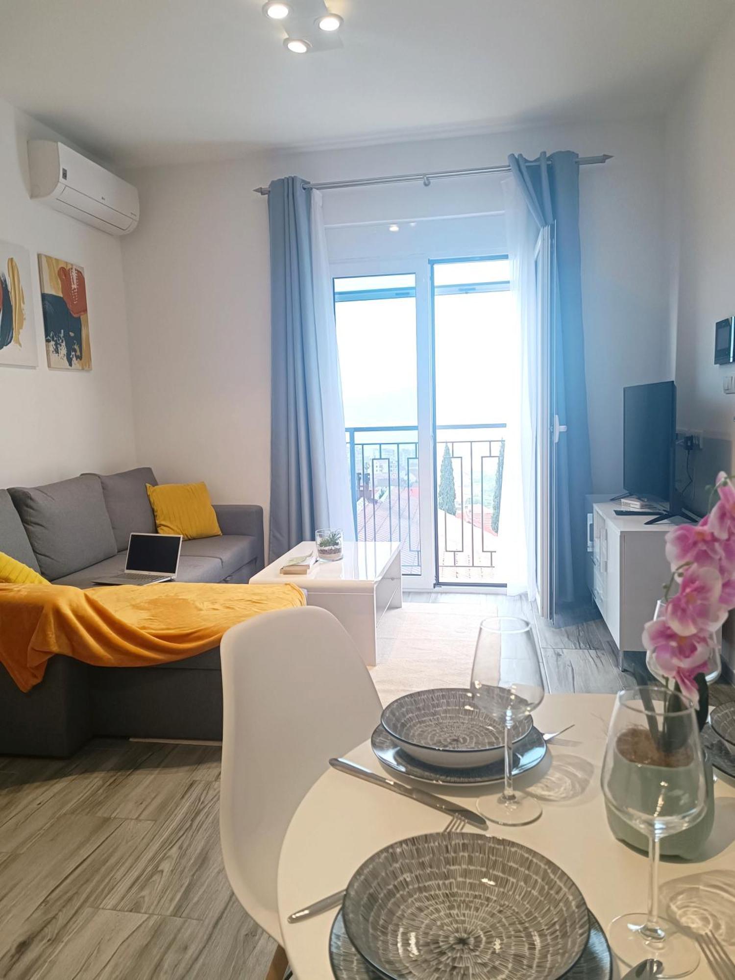 Eden Apartments 티바트 외부 사진